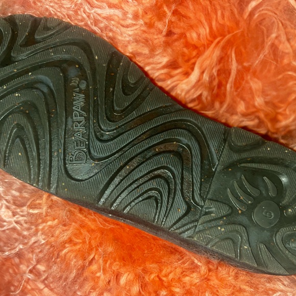 Peach fur BEARPAWS 🐻🍑 - Picture 4 of 4